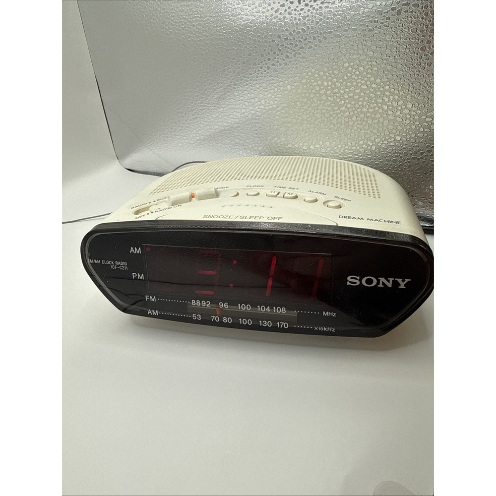 Sony Dream Machine FM/AM Clock Radio Digital Alarm Large Display ICF-C211 EUC